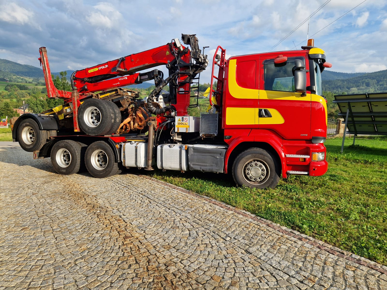 SCANIA R580 V8 - شاحنة قطع الأشجار: صورة 3 SCANIA R580 V8 - شاحنة قطع الأشجار: صورة 3
