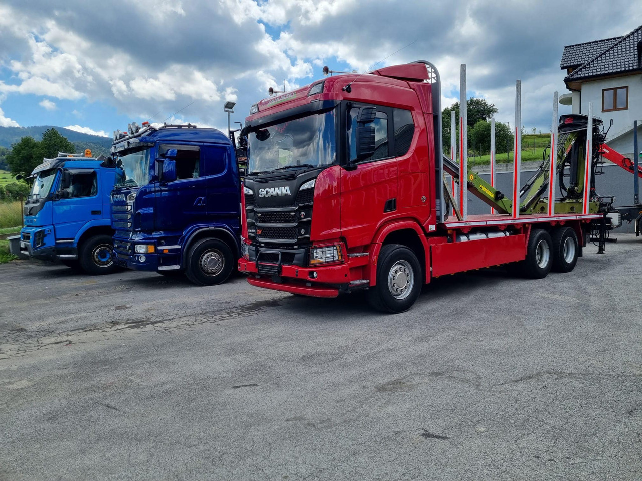 Scania R520 XT V8 - شاحنة قطع الأشجار: صورة 1 Scania R520 XT V8 - شاحنة قطع الأشجار: صورة 1