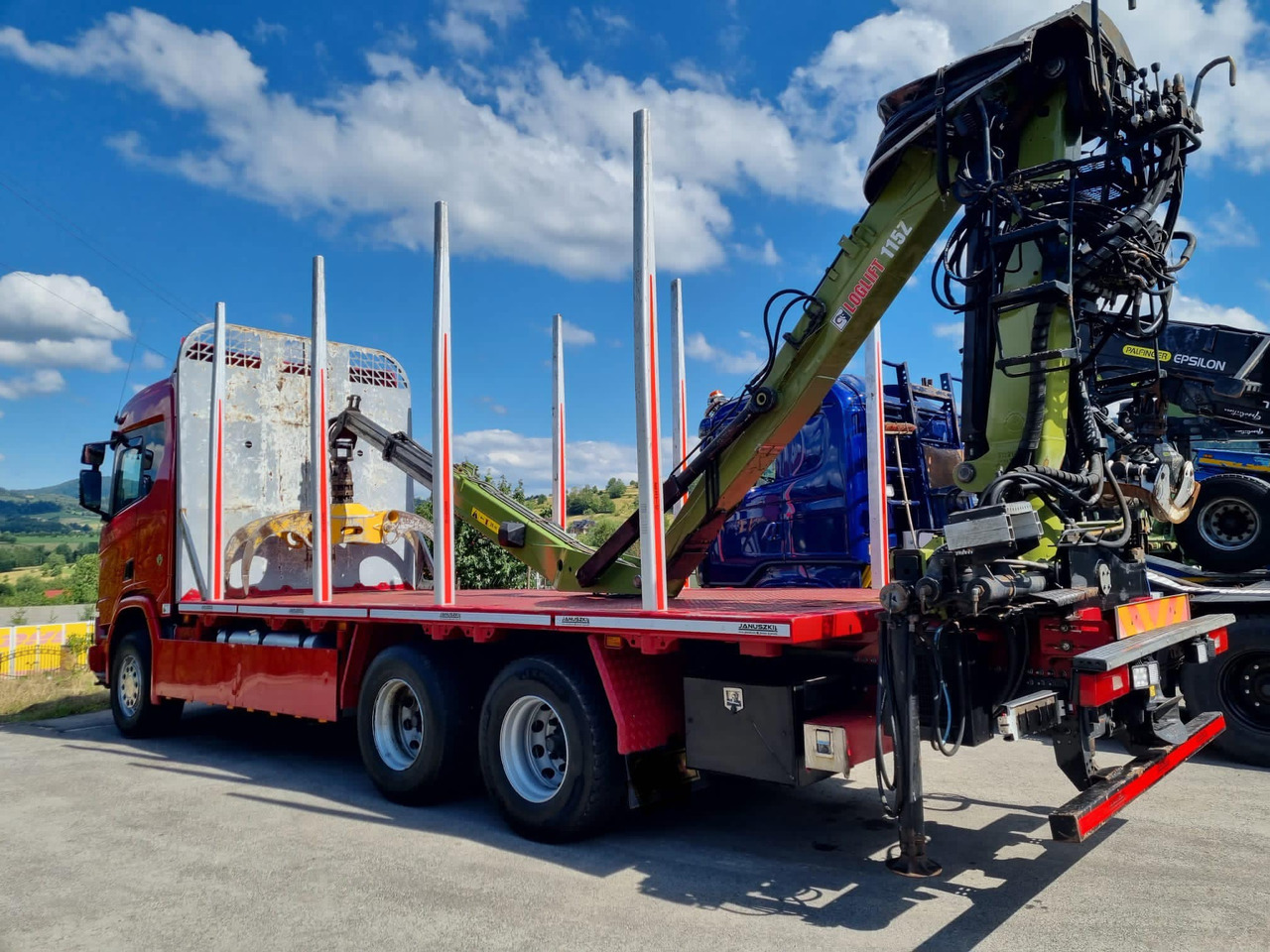 Scania R520 XT V8 - شاحنة قطع الأشجار: صورة 2 Scania R520 XT V8 - شاحنة قطع الأشجار: صورة 2