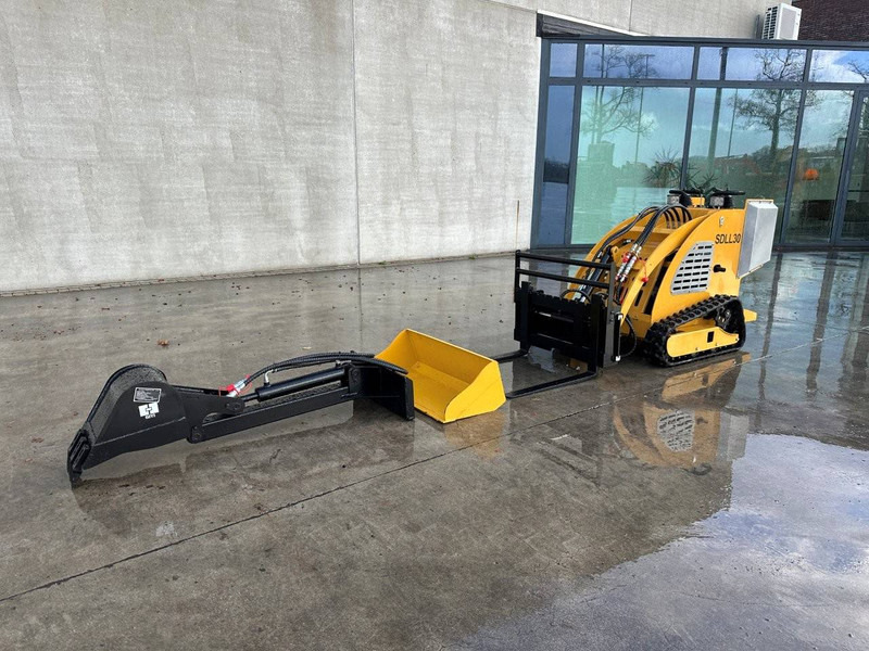 Å koda SDLL30 - اللودر المجنزر: صورة 1 Å koda SDLL30 - اللودر المجنزر: صورة 1