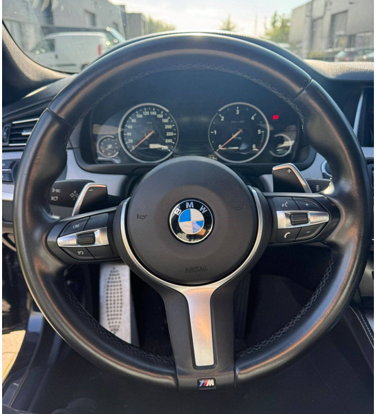 سيدان BMW '5-Reeks Touring (F11) 520d xDrive Automatic: صورة 12
