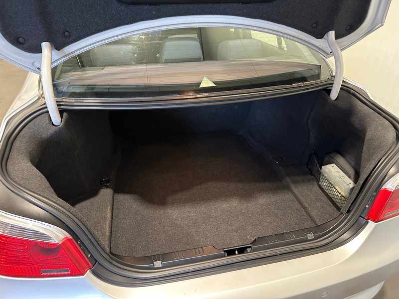 BMW 5 Serie 520i Executive - سيدان: صورة 5 BMW 5 Serie 520i Executive - سيدان: صورة 5