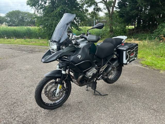 BMW R 1200 GS ADVENTURE - دراجة نارية: صورة 1 BMW R 1200 GS ADVENTURE - دراجة نارية: صورة 1