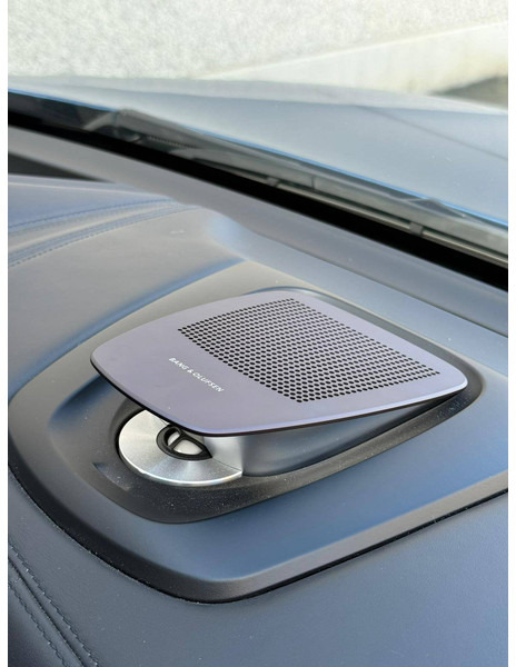 سيدان BMW 'X6 (F16) _ M: صورة 20 سيدان BMW 'X6 (F16) _ M: صورة 20