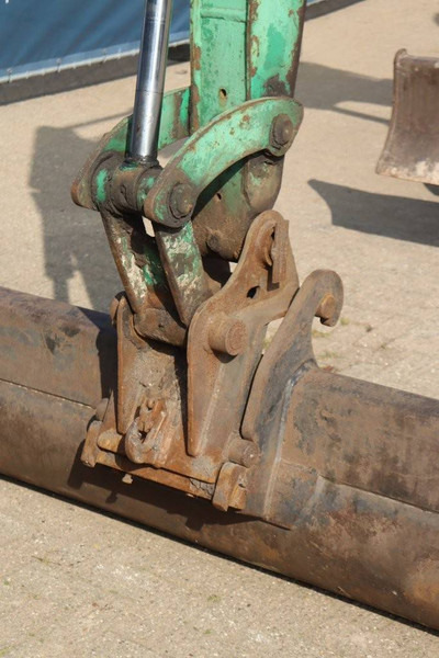 حفار زحاف Bobcat 337: صورة 17