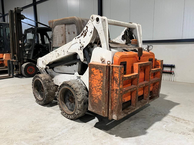 Bobcat S590 - اللودر بعجل: صورة 3 Bobcat S590 - اللودر بعجل: صورة 3