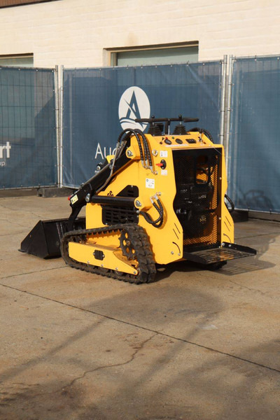 Captok CK36C - اللودر المجنزر: صورة 4 Captok CK36C - اللودر المجنزر: صورة 4