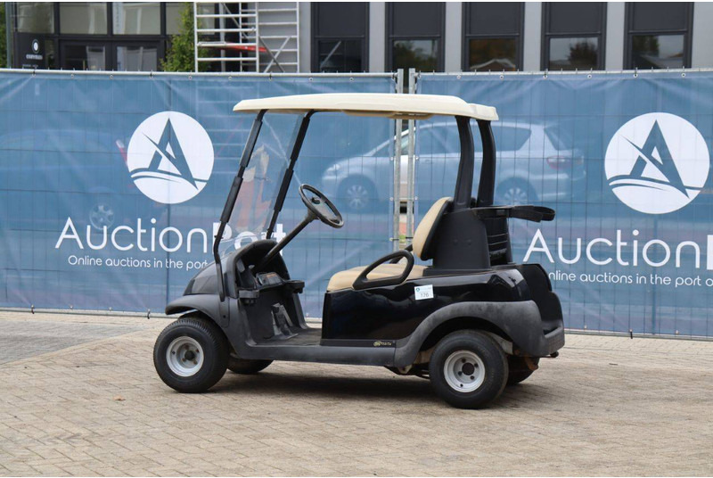 Club-car - عربة الجولف: صورة 3 Club-car - عربة الجولف: صورة 3