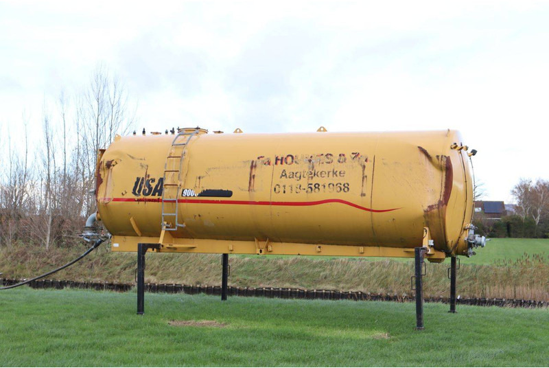 Custom Equipment 9000 - مضخة مياه: صورة 3 Custom Equipment 9000 - مضخة مياه: صورة 3