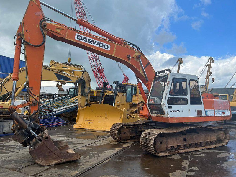 Daewoo 220LC - حفار زحاف: صورة 5 Daewoo 220LC - حفار زحاف: صورة 5