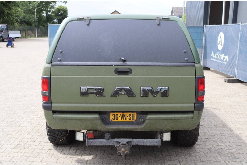 Dodge Ram 1500 - سيارة: صورة 5 Dodge Ram 1500 - سيارة: صورة 5