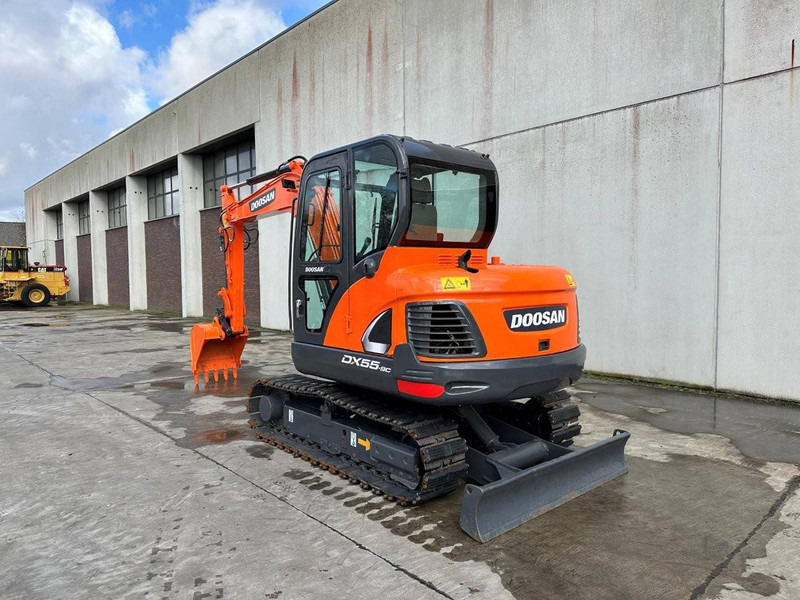 حفار زحاف Doosan DX55-9C: صورة 6