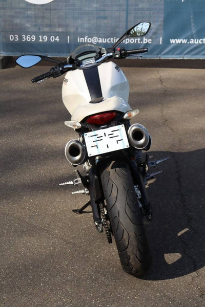Ducati MONSTER 696 - دراجة نارية: صورة 5 Ducati MONSTER 696 - دراجة نارية: صورة 5
