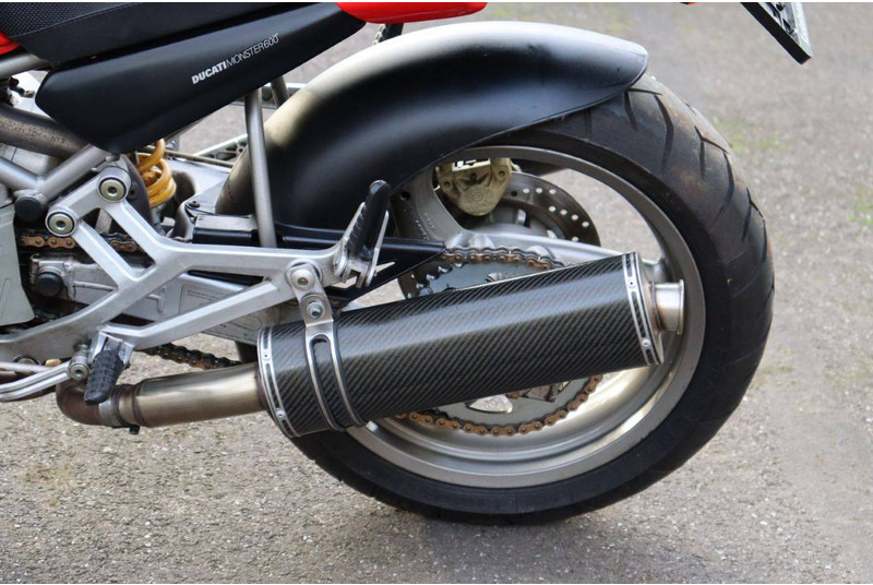 دراجة نارية Ducati Monster 600: صورة 17 دراجة نارية Ducati Monster 600: صورة 17