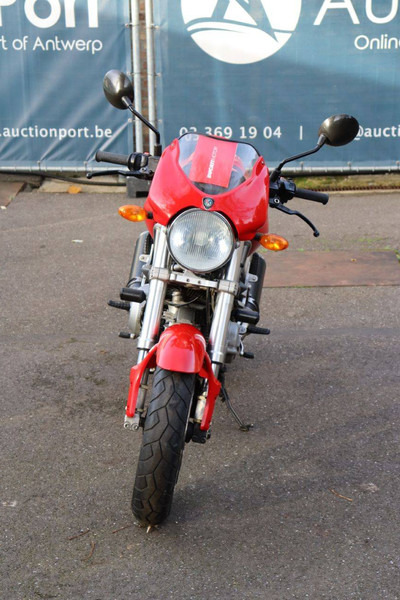 دراجة نارية Ducati Monster 600: صورة 8 دراجة نارية Ducati Monster 600: صورة 8