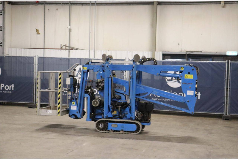 EasyLift R130 - شاحنة ذراع مفصلي: صورة 3 EasyLift R130 - شاحنة ذراع مفصلي: صورة 3