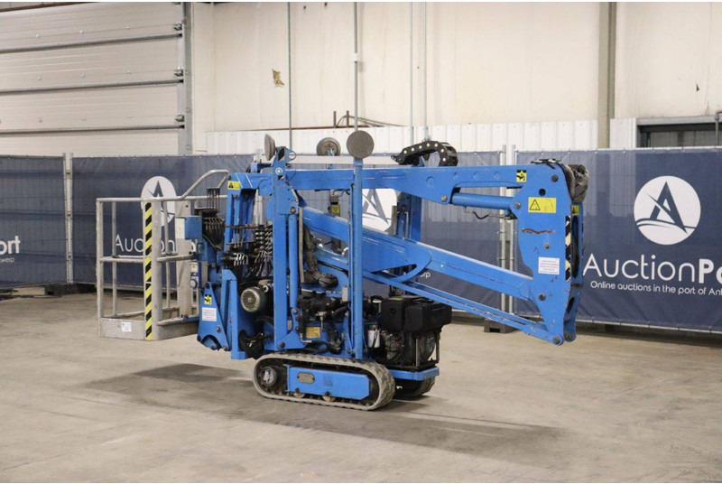 EasyLift R130 - شاحنة ذراع مفصلي: صورة 4 EasyLift R130 - شاحنة ذراع مفصلي: صورة 4