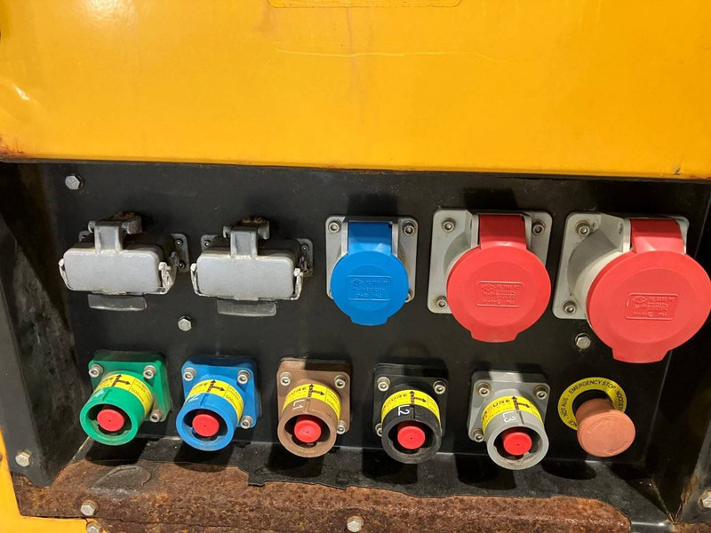 مجموعة المولدات Europower EPS303TDE: صورة 9 مجموعة المولدات Europower EPS303TDE: صورة 9