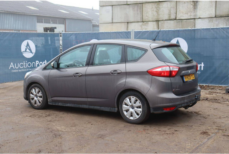 Ford C-MAX - سيارة: صورة 4 Ford C-MAX - سيارة: صورة 4