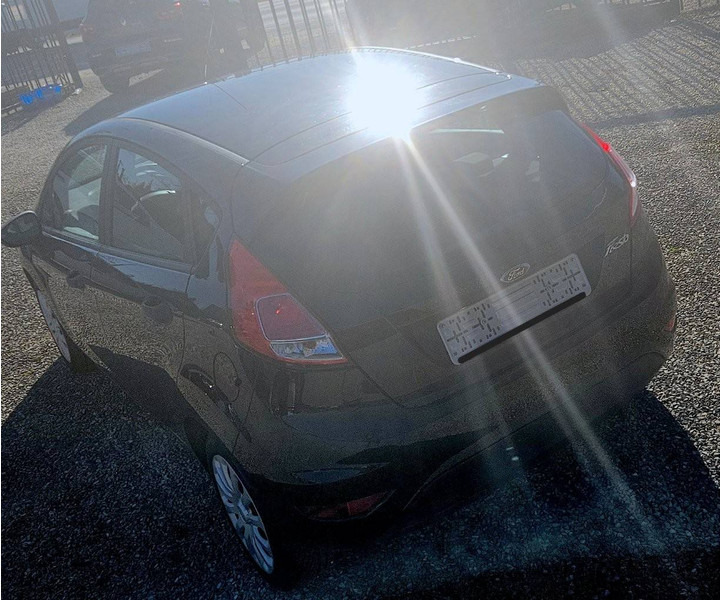 Ford Fiesta (VII - update) 1.25 - سيارة: صورة 4 Ford Fiesta (VII - update) 1.25 - سيارة: صورة 4