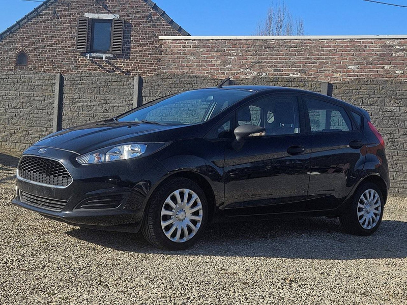 Ford Fiesta (VII - update) 1.25 - سيارة: صورة 2 Ford Fiesta (VII - update) 1.25 - سيارة: صورة 2