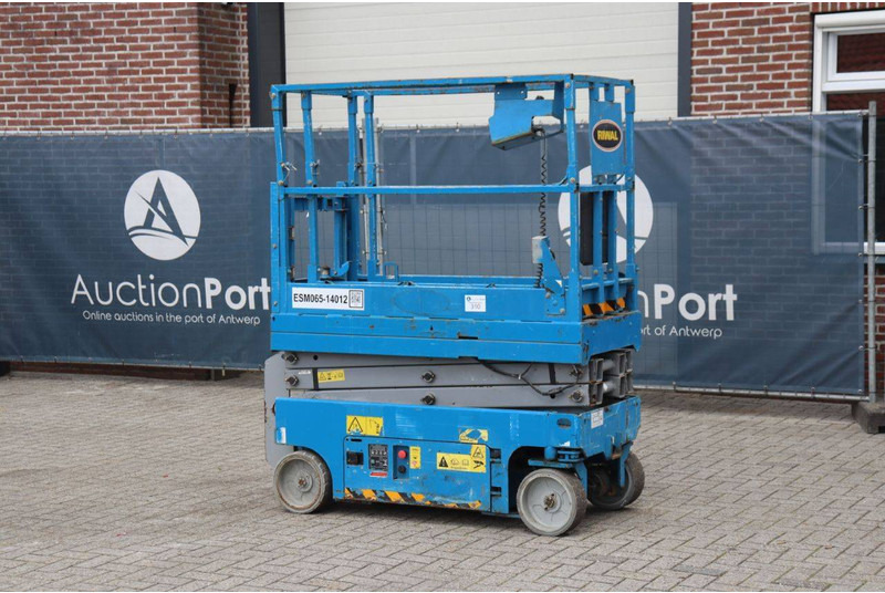 Genie GS1532 - رافعة هيدروليكية مقصية: صورة 3 Genie GS1532 - رافعة هيدروليكية مقصية: صورة 3