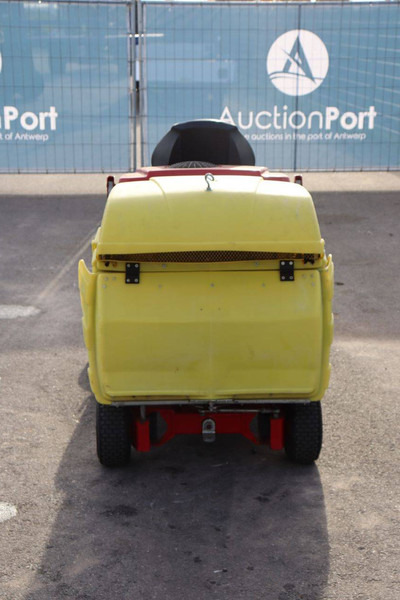 Gianni ferrari GTS200 - جزازة أعشاب الحدائق: صورة 5 Gianni ferrari GTS200 - جزازة أعشاب الحدائق: صورة 5