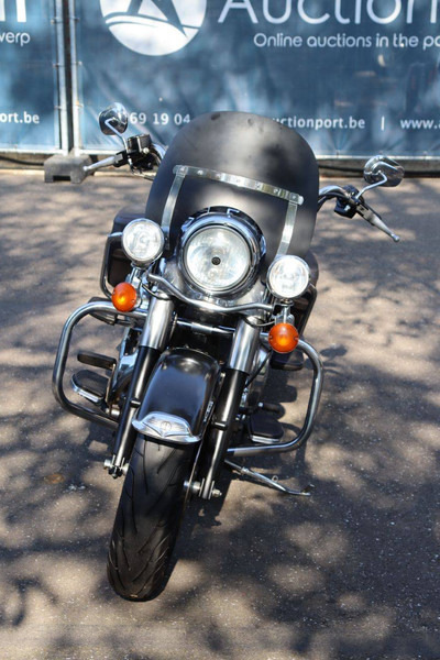 دراجة نارية Harley-Davidson Road King Classic Touring: صورة 8