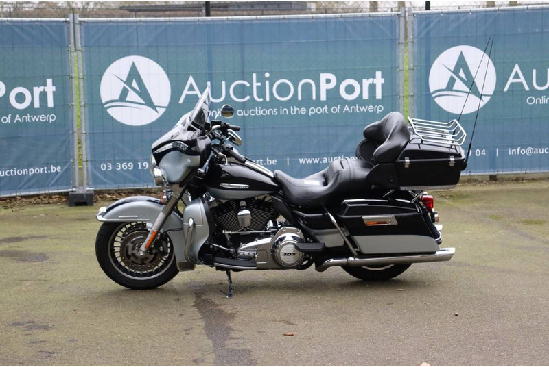 Harley-Davidson Ultra Classic - دراجة نارية: صورة 1 Harley-Davidson Ultra Classic - دراجة نارية: صورة 1