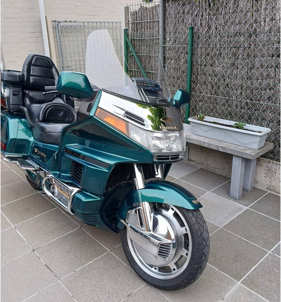 Honda 'Goldwing 20th anniversary (special edition) - دراجة نارية: صورة 3 Honda 'Goldwing 20th anniversary (special edition) - دراجة نارية: صورة 3