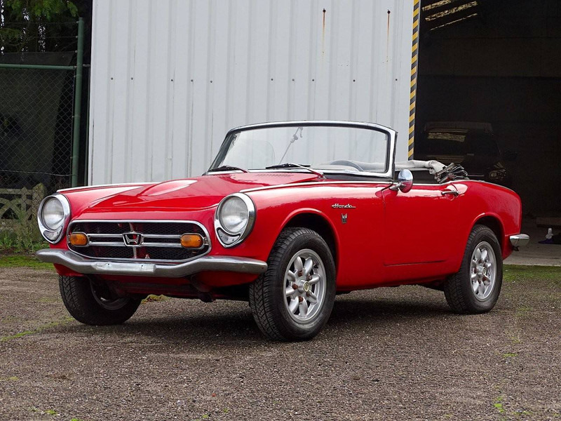 Honda S800 - سيدان: صورة 1 Honda S800 - سيدان: صورة 1