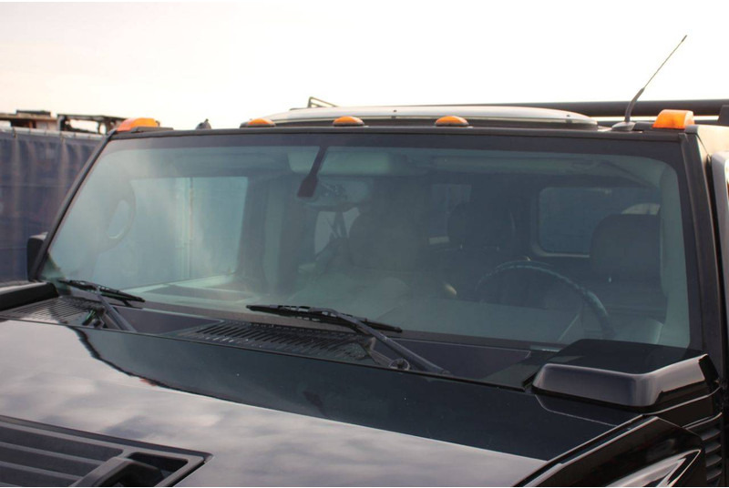 سيارة دفع رباعي Hummer H2: صورة 13