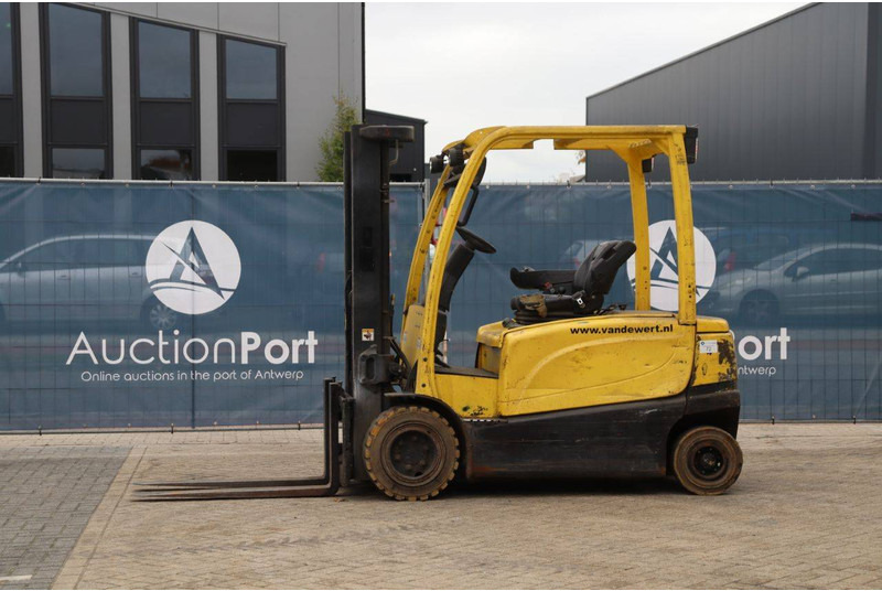 Hyster J3.0XN - رافعة شوكية كهربائية: صورة 1 Hyster J3.0XN - رافعة شوكية كهربائية: صورة 1