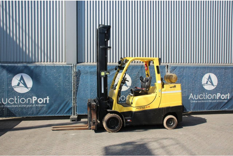 Hyster S5.5FT - رافعة شوكية تعمل بالغاز: صورة 1 Hyster S5.5FT - رافعة شوكية تعمل بالغاز: صورة 1