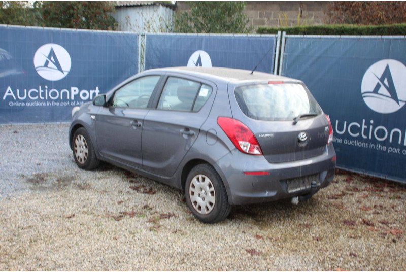 Hyundai i20 - سيدان: صورة 3 Hyundai i20 - سيدان: صورة 3