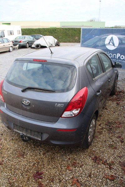 Hyundai i20 - سيدان: صورة 5 Hyundai i20 - سيدان: صورة 5