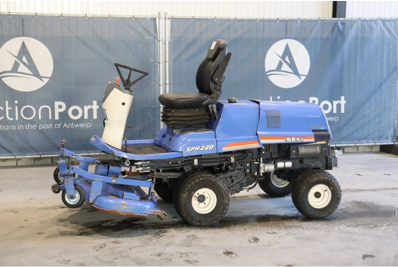 Iseki SFH220T - جزازة أعشاب الحدائق: صورة 1 Iseki SFH220T - جزازة أعشاب الحدائق: صورة 1