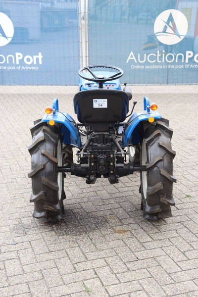 Iseki TX1500F - جرار: صورة 5 Iseki TX1500F - جرار: صورة 5