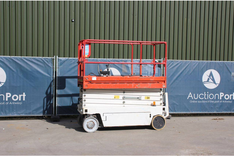 Iteco IT10090 - رافعة هيدروليكية مقصية: صورة 1 Iteco IT10090 - رافعة هيدروليكية مقصية: صورة 1