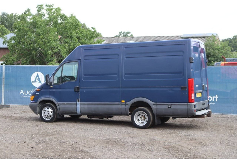 Iveco 35C 13 - فان: صورة 3 Iveco 35C 13 - فان: صورة 3