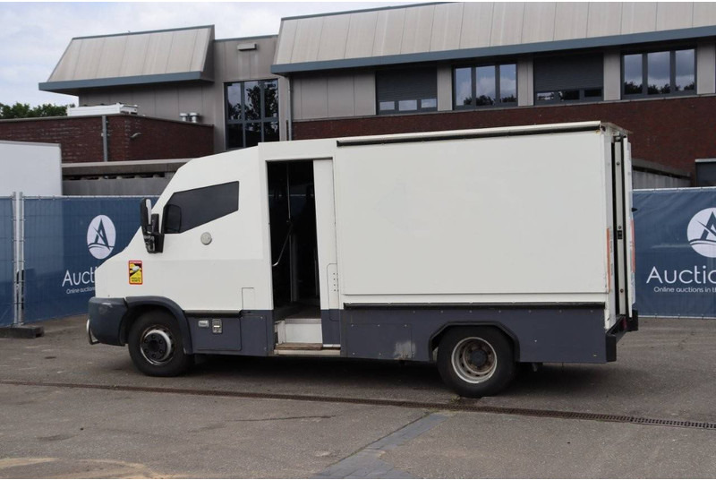 Iveco Daily - فان: صورة 3 Iveco Daily - فان: صورة 3