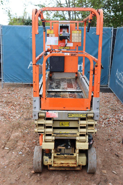 JLG 1930ES - رافعة هيدروليكية مقصية: صورة 5 JLG 1930ES - رافعة هيدروليكية مقصية: صورة 5