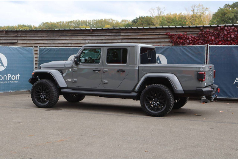 Jeep Gladiator Gladiator - سيارة دفع رباعي: صورة 3 Jeep Gladiator Gladiator - سيارة دفع رباعي: صورة 3
