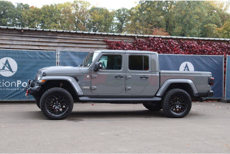 Jeep Gladiator Gladiator - سيارة دفع رباعي: صورة 1 Jeep Gladiator Gladiator - سيارة دفع رباعي: صورة 1