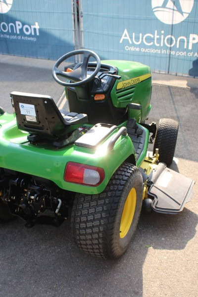 John Deere M700 - جزازة أعشاب الحدائق: صورة 5 John Deere M700 - جزازة أعشاب الحدائق: صورة 5