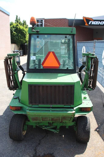 John Deere - جزازة أعشاب الحدائق: صورة 4 John Deere - جزازة أعشاب الحدائق: صورة 4
