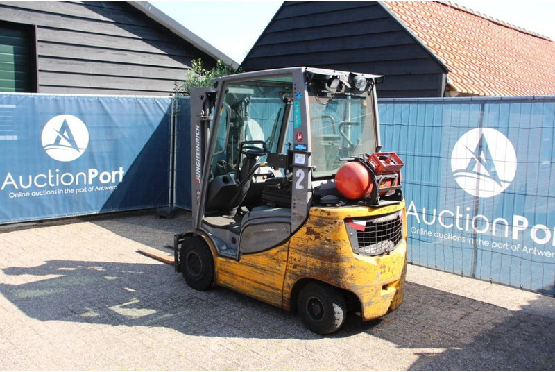 Jungheinrich TFG 320s - رافعة شوكية تعمل بالغاز: صورة 3 Jungheinrich TFG 320s - رافعة شوكية تعمل بالغاز: صورة 3