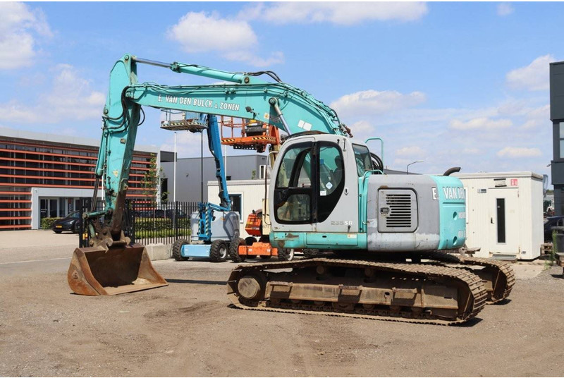 Kobelco SK235SR - حفار زحاف: صورة 3 Kobelco SK235SR - حفار زحاف: صورة 3