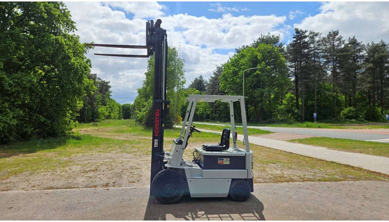 Komatsu FB20-3 - رافعة شوكية كهربائية: صورة 3 Komatsu FB20-3 - رافعة شوكية كهربائية: صورة 3