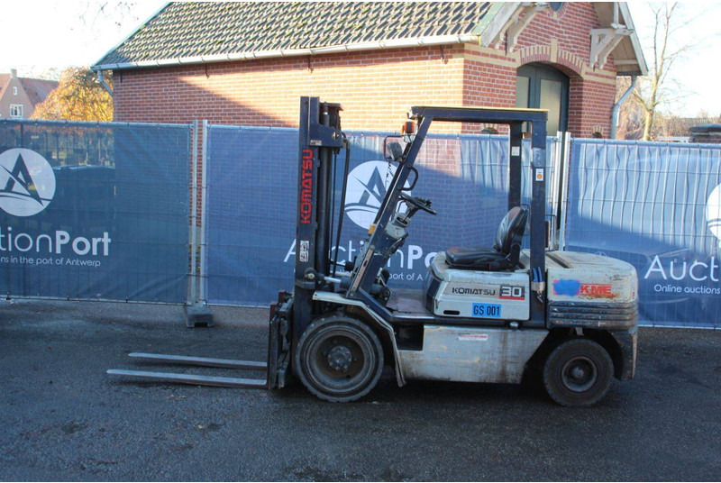 Komatsu FD30T-11E - رافعة شوكية ديزل: صورة 2 Komatsu FD30T-11E - رافعة شوكية ديزل: صورة 2